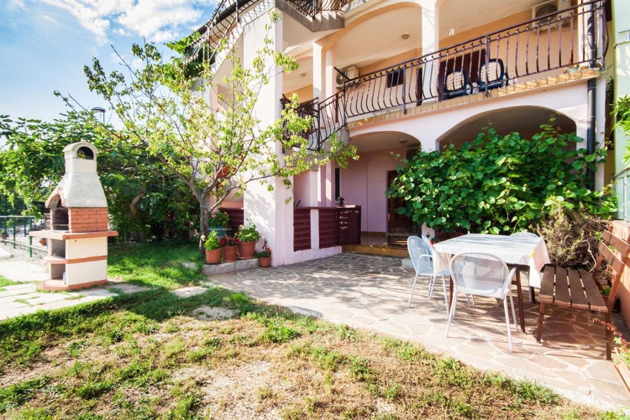 Apartments Dara Umag Exteriér fotografie